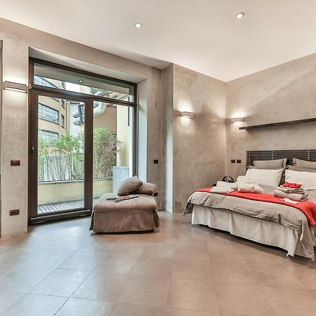 San Babila Suite Милан Экстерьер фото